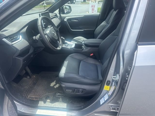 Used 2022 Toyota RAV4 XSE AWD/4WD image 13