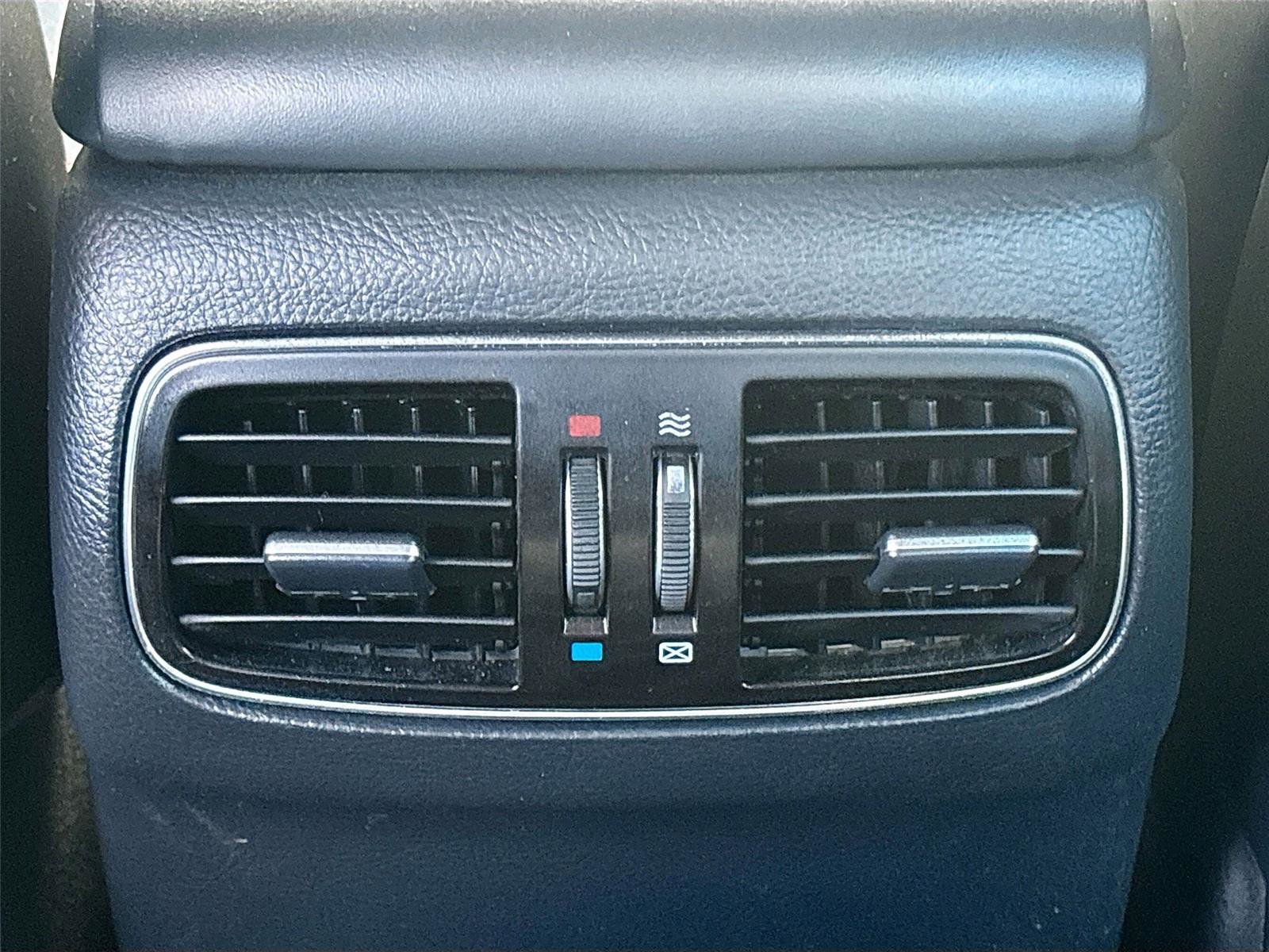 Used 2012 Hyundai Genesis 5.0 image 29