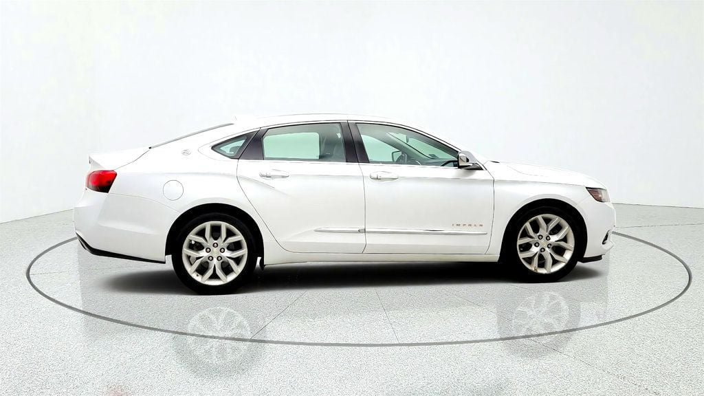 Used 2016 Chevrolet Impala LTZ FWD image 4