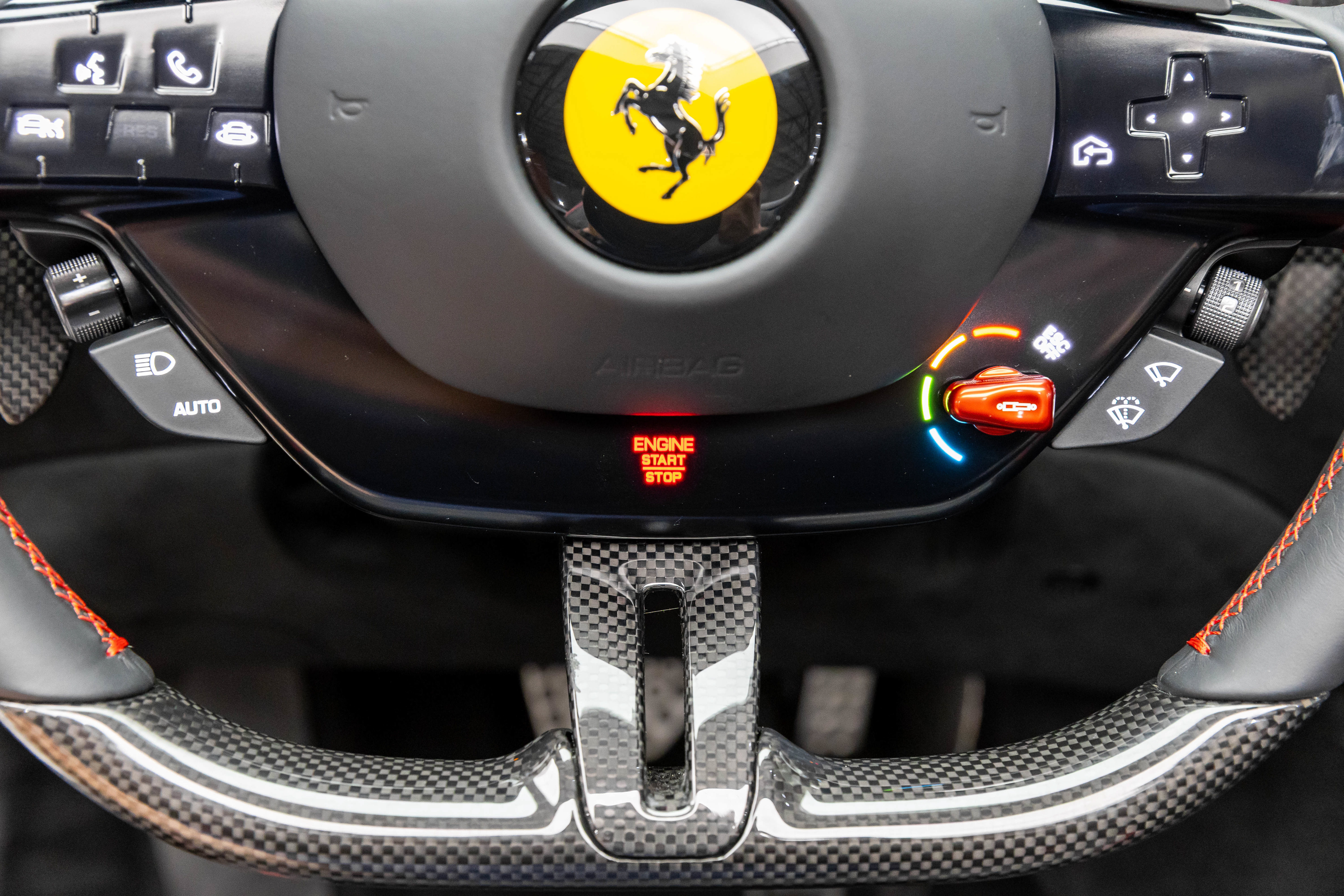 Used 2025 Ferrari Roma Spider RWD image 54