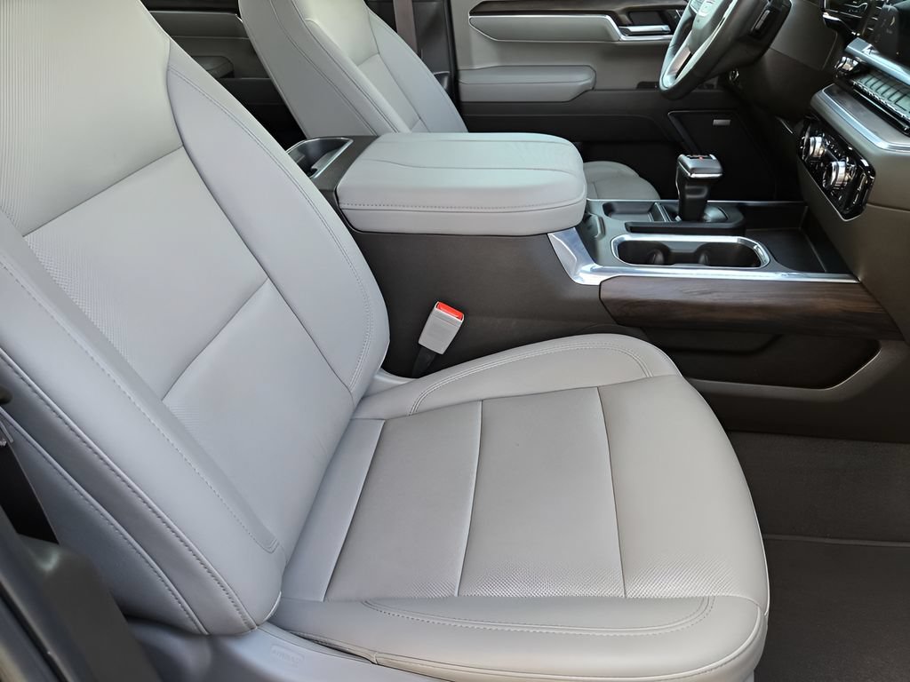 Used 2023 GMC Sierra 1500 SLT RWD image 13