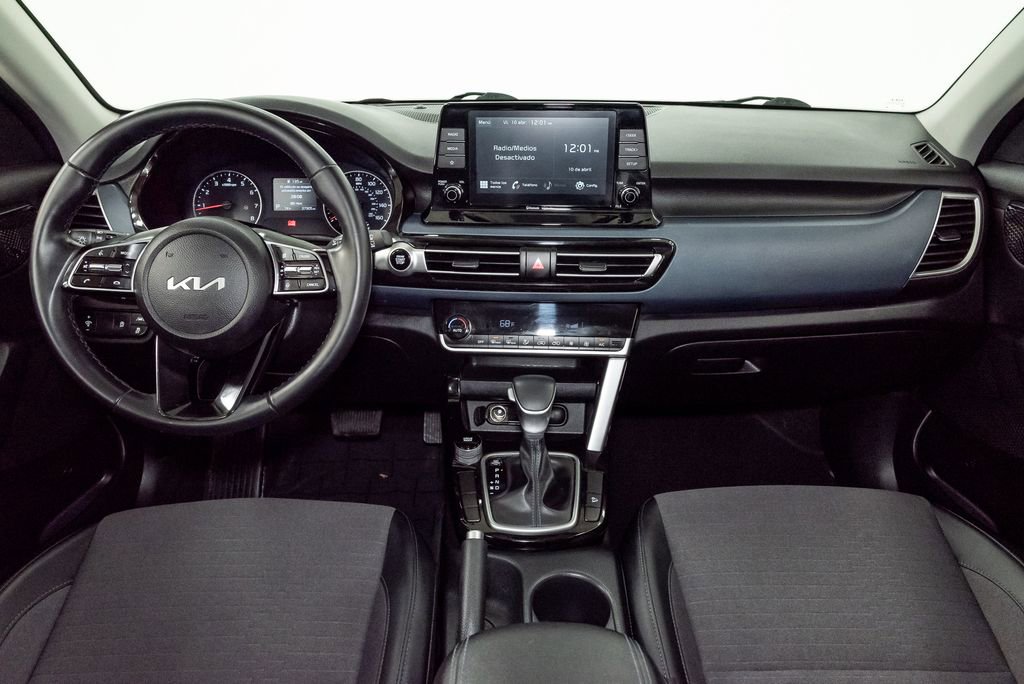 Certified 2023 Kia Seltos S image 22