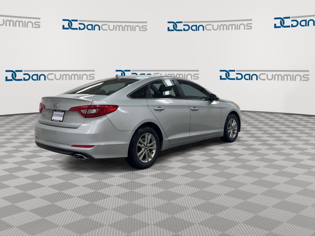Used 2015 Hyundai Sonata SE w/ Option Group 09 image 8