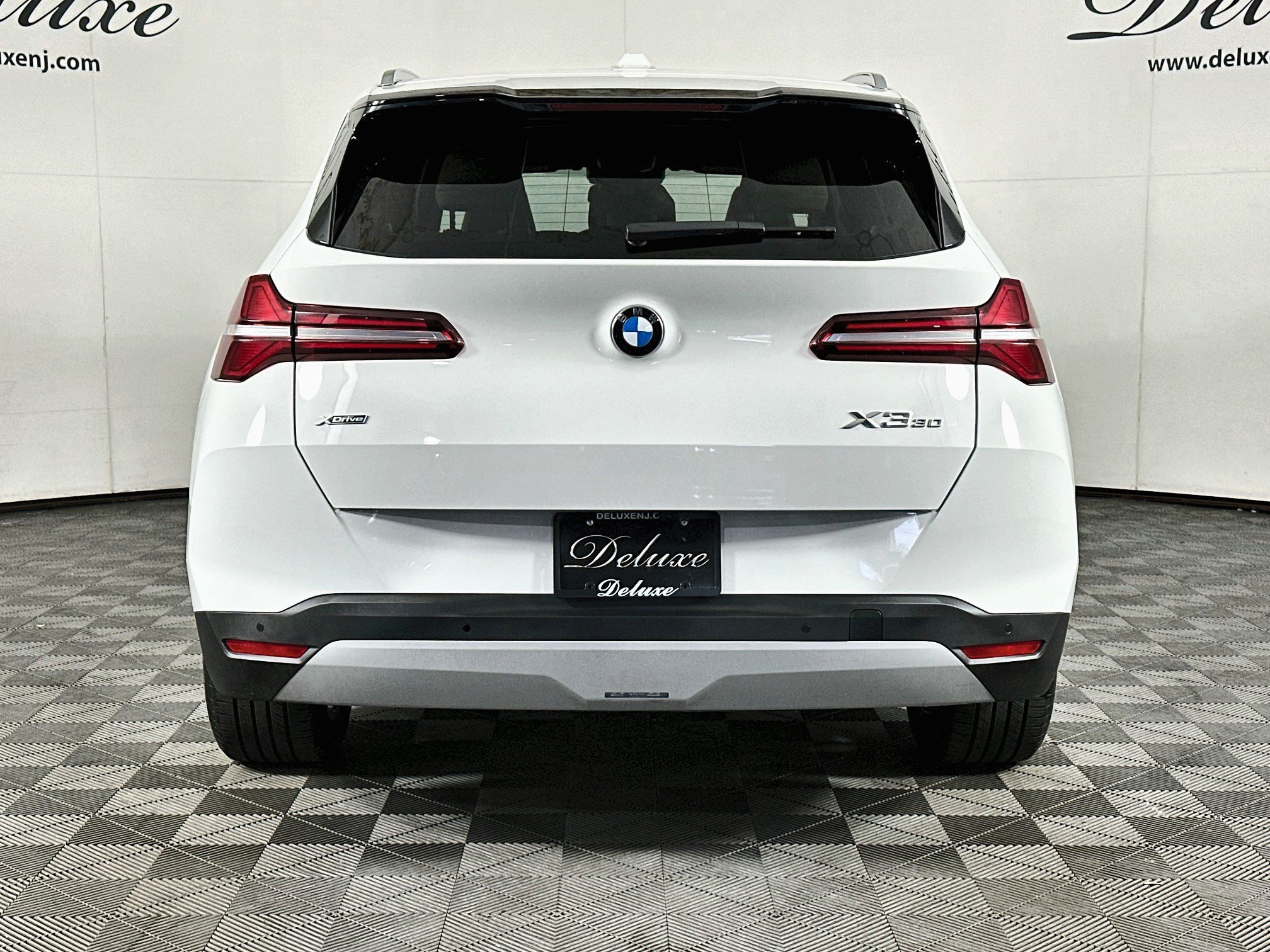 Used 2025 BMW X3 xDrive30i w/ Convenience Package AWD/4WD image 5