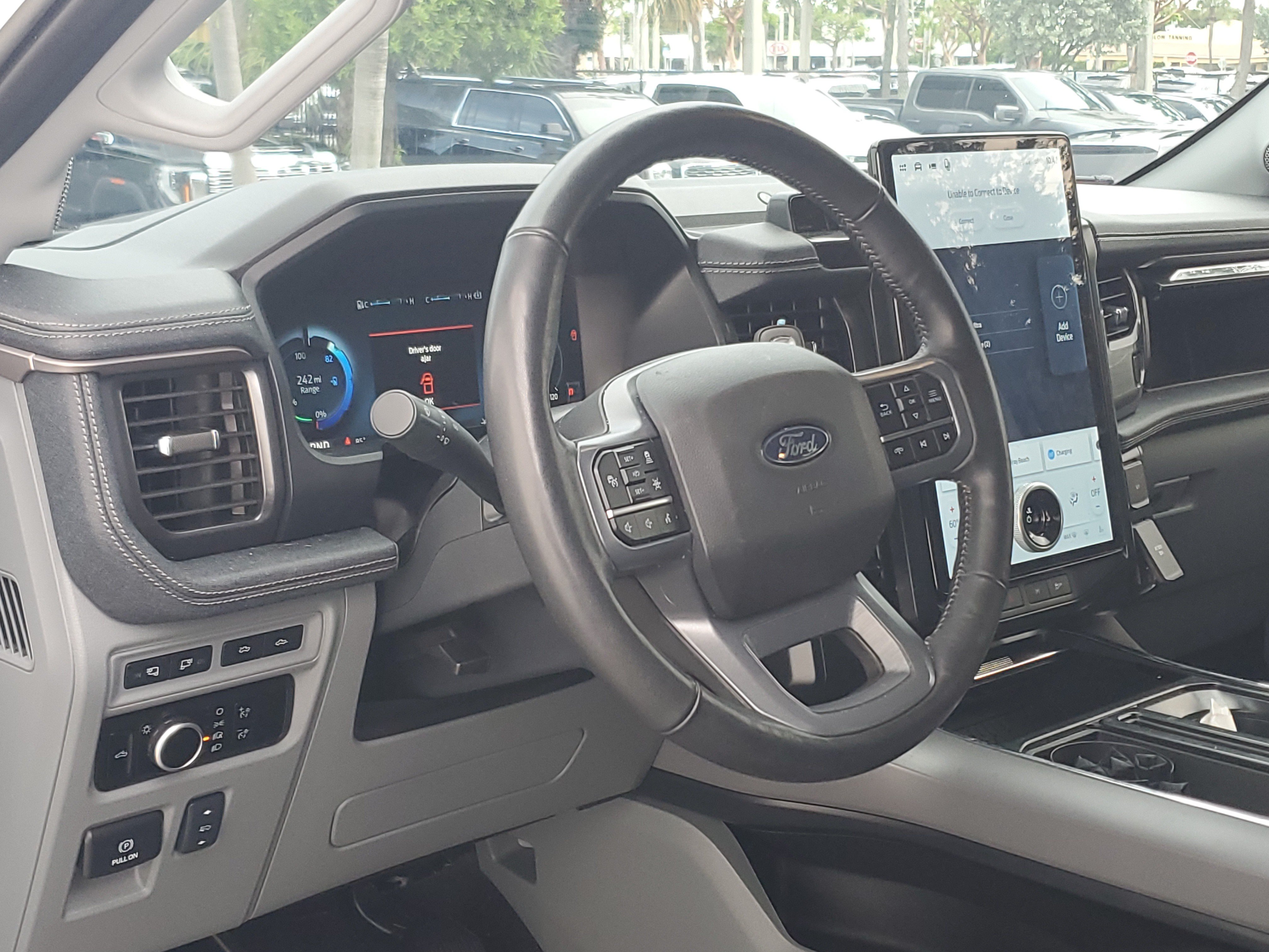 Used 2024 Ford F150 Lightning Flash AWD/4WD image 10