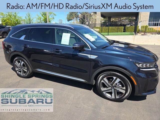 Used 2023 Kia Sorento SX Prestige image 2