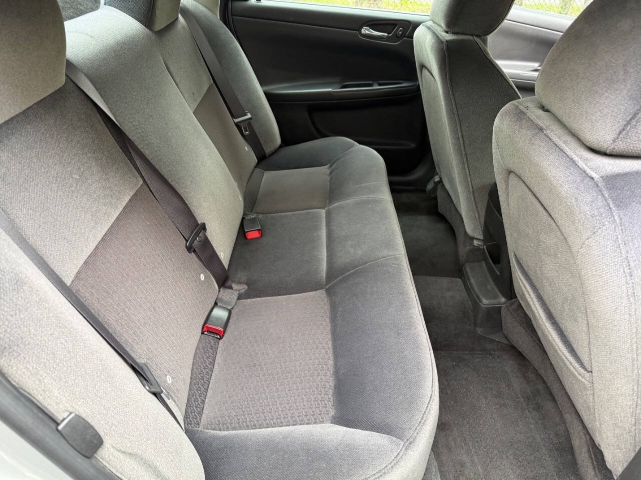 Used 2013 Chevrolet Impala LS FWD image 17