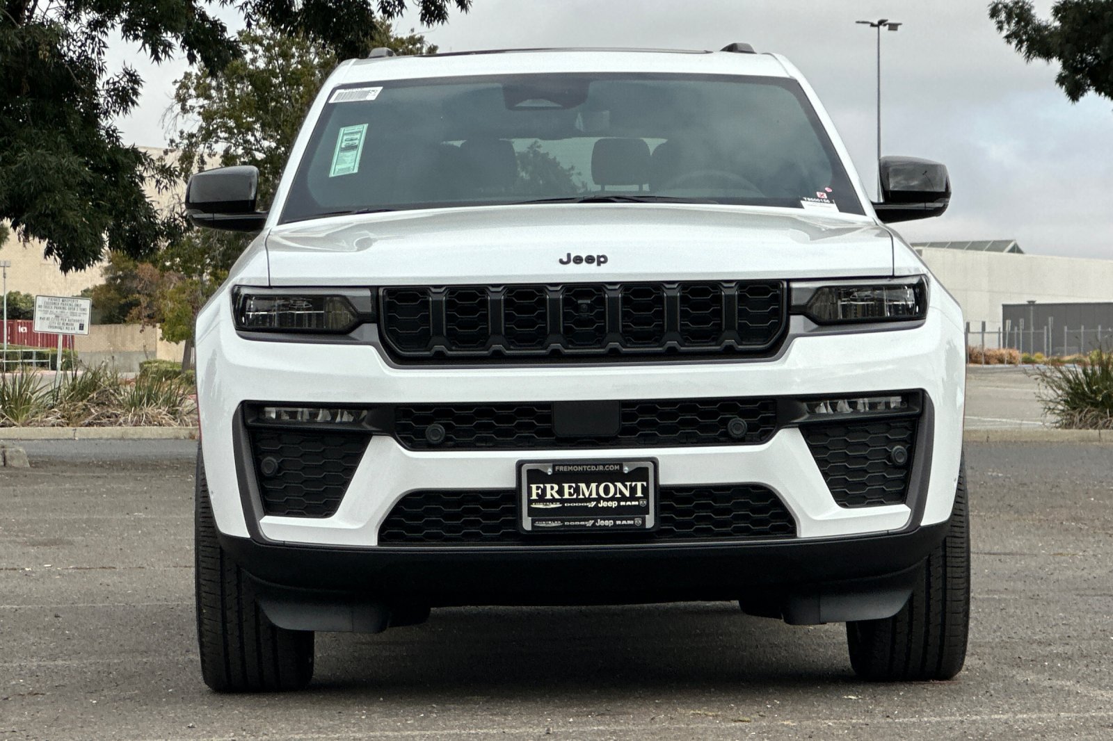 New 2026 Jeep Grand Cherokee L Limited AWD/4WD image 8