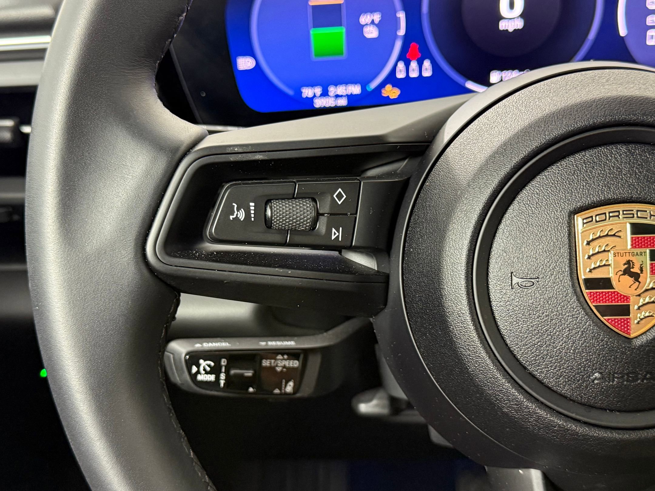 New 2025 Porsche Macan Electric image 20