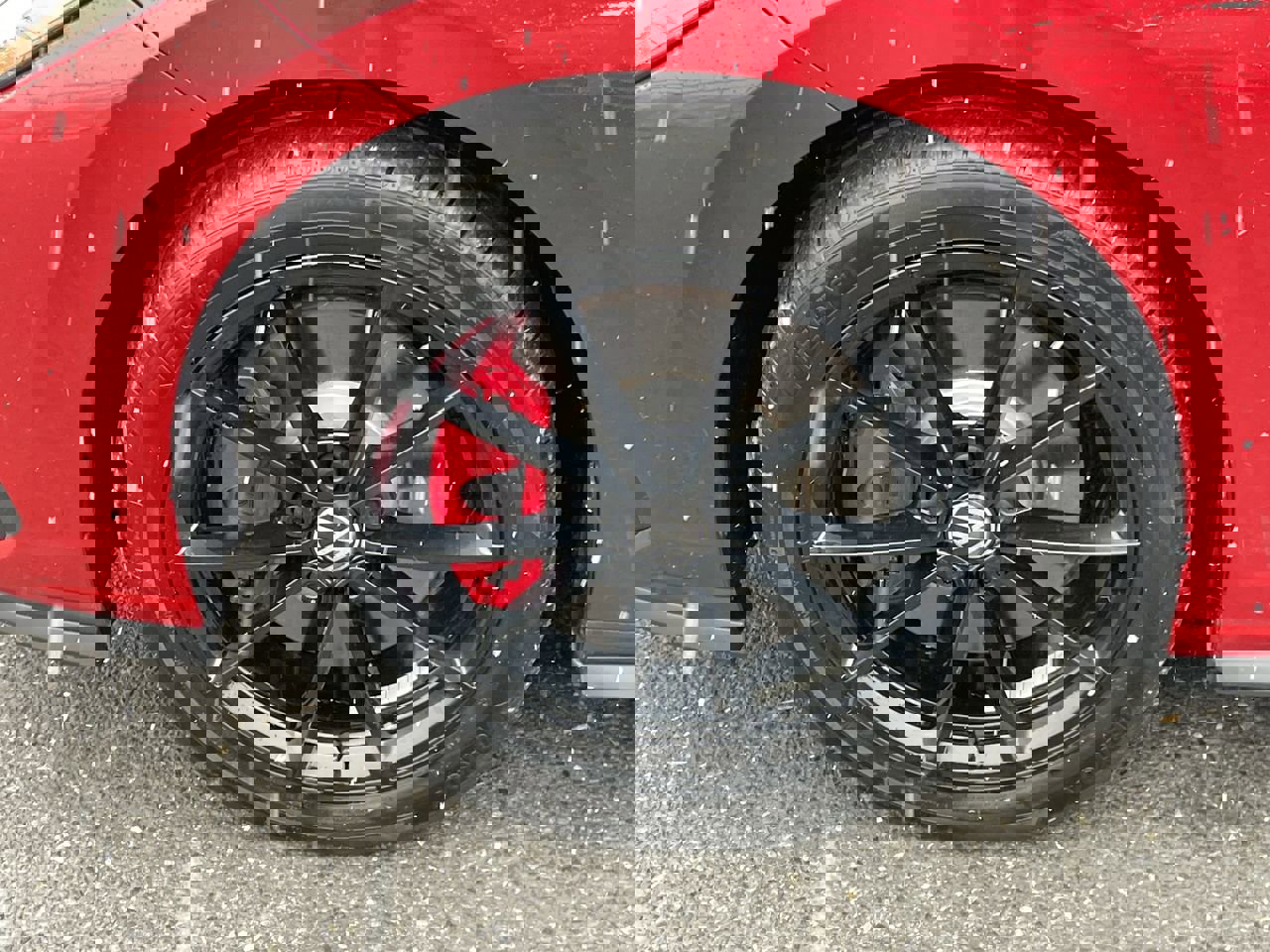 Used 2025 Volkswagen Jetta GLI Autobahn image 26