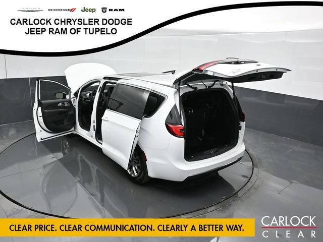 Used 2026 Chrysler Pacifica Limited FWD image 73
