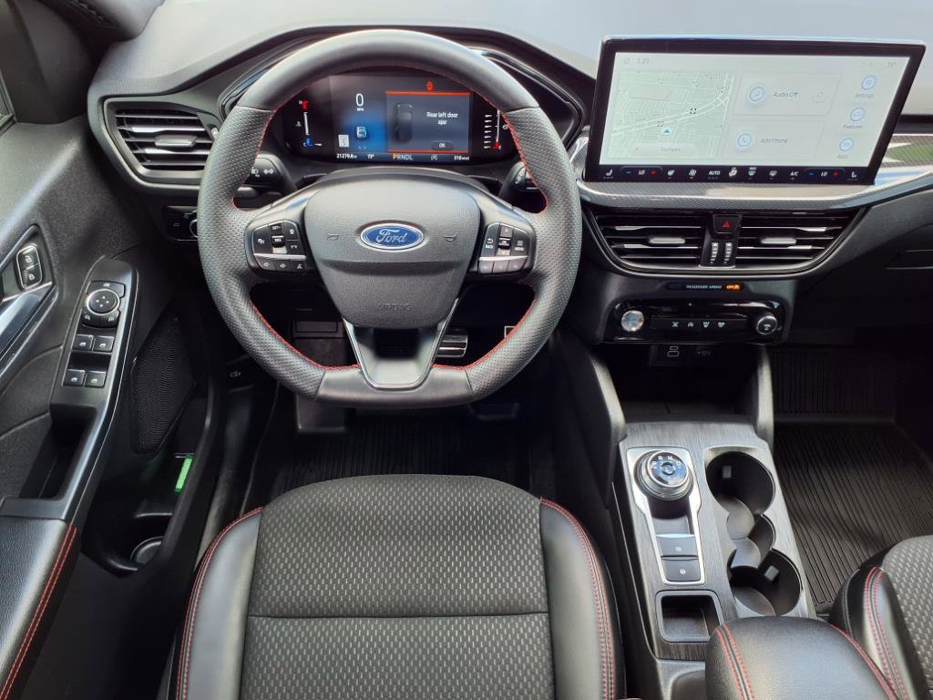 Used 2024 Ford Escape ST-Line w/ Tech Pack #1 image 6