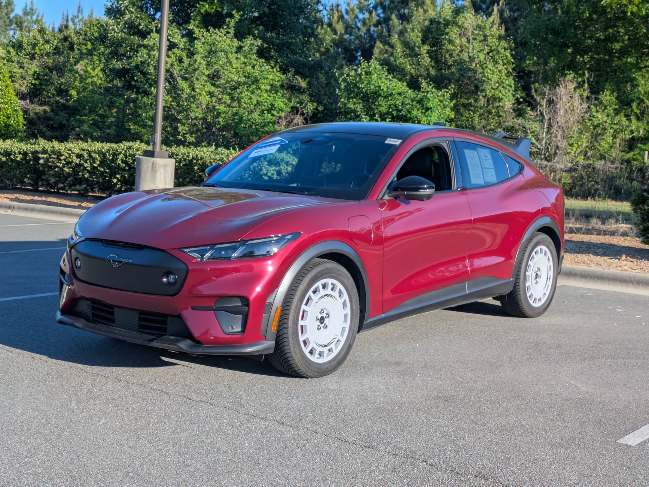 Certified 2025 Ford Mustang Mach-E GT AWD/4WD image 8