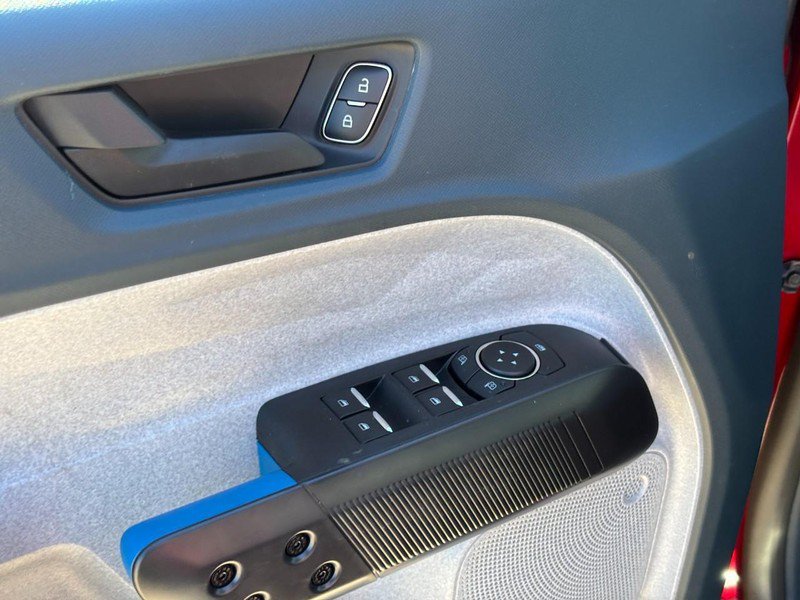 New 2026 Ford Maverick XLT w/ XLT Luxury Package FWD image 18