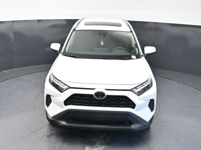 Used 2022 Toyota RAV4 XLE w/ Convenience Package image 26