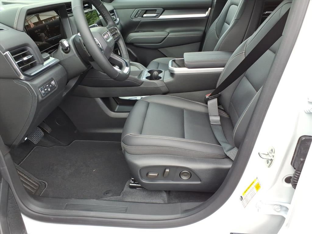 New 2026 GMC Terrain Elevation w/ Elevation Premium Package AWD/4WD image 13