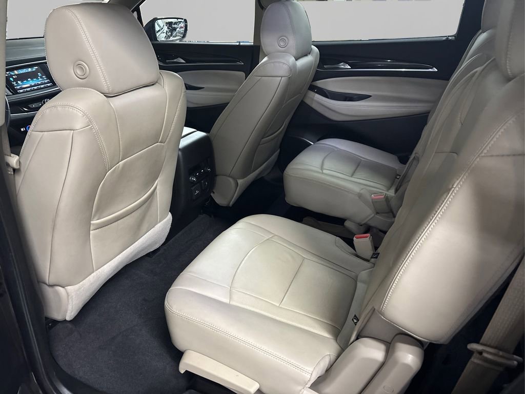 Used 2019 Buick Enclave Essence w/ LPO, Cargo Package image 10