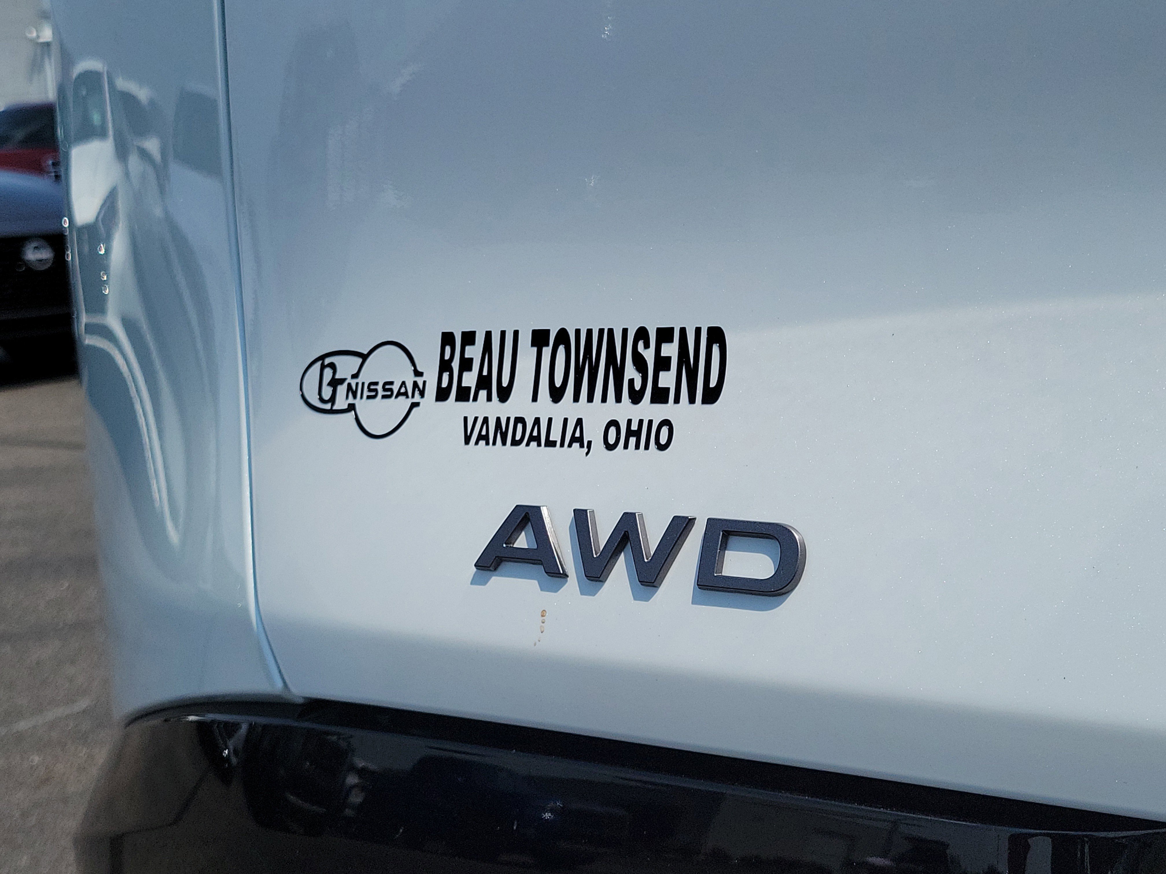 Used 2025 Nissan Murano Platinum w/ Cargo Package image 6