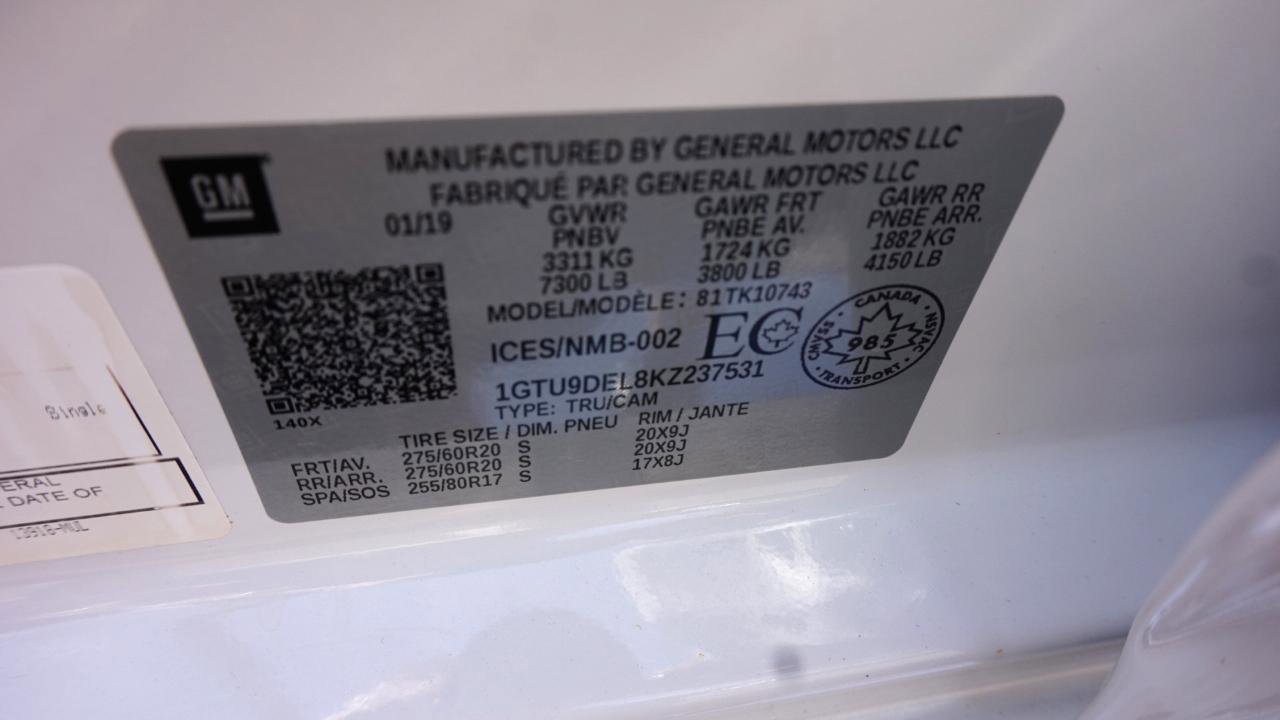 Used 2019 GMC Sierra 1500 SLT w/ SLT Premium Plus Package AWD/4WD image 17