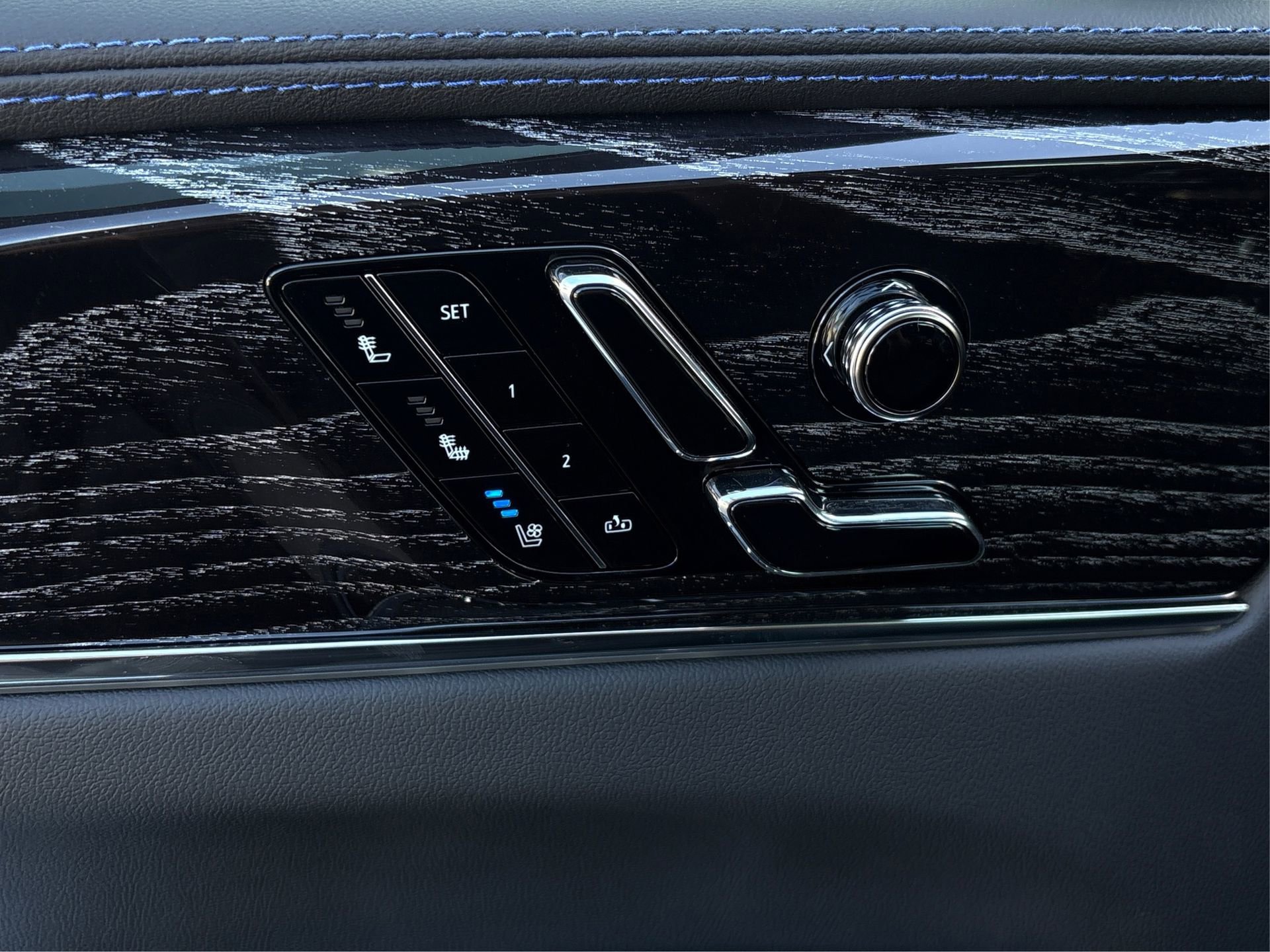 New 2026 Cadillac Escalade IQ Sport 1 image 32