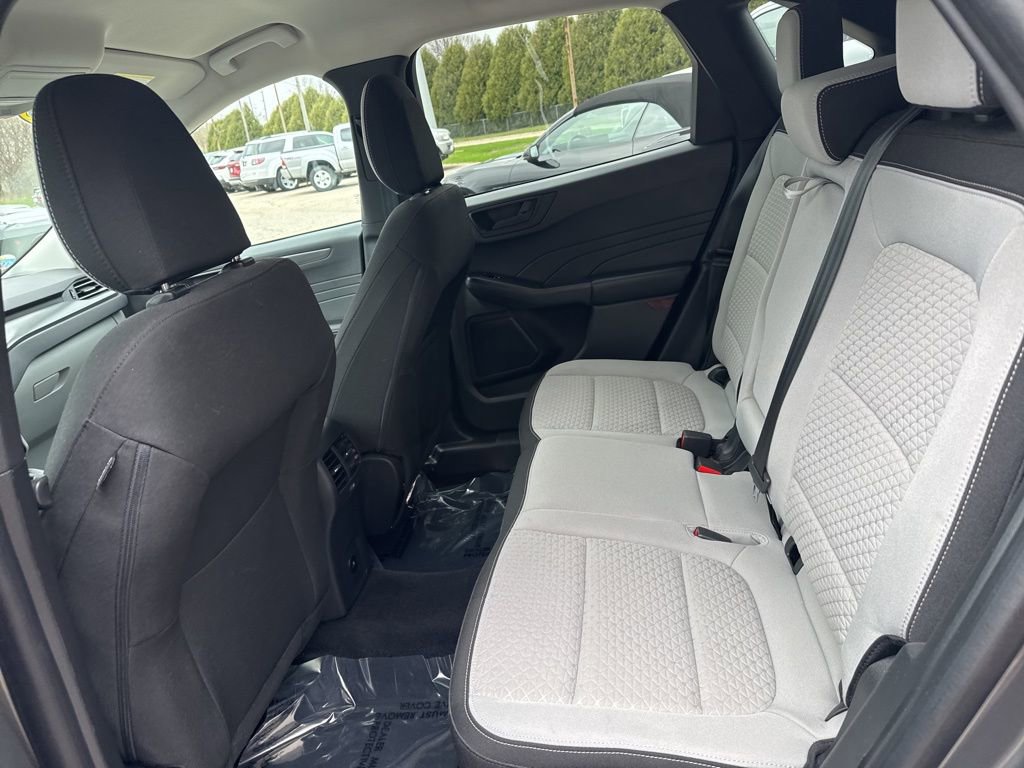 Used 2023 Ford Escape Active w/ Tech Pack #1 AWD/4WD image 19