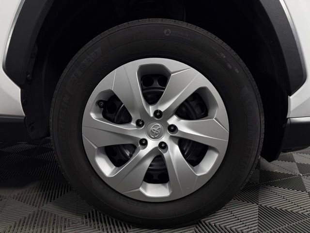 Used 2024 Toyota RAV4 LE image 11