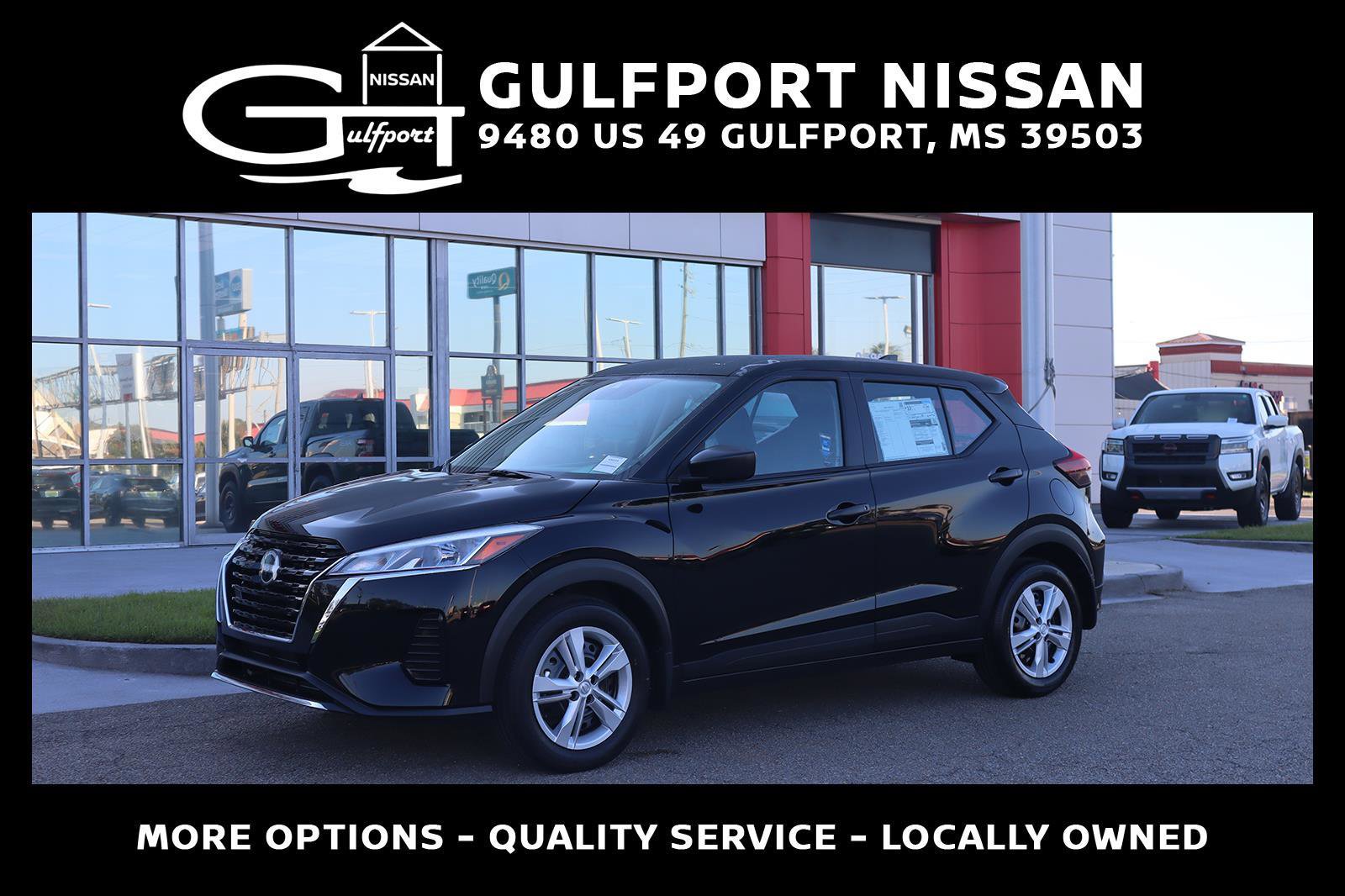 New 2025 Nissan Kicks Play S