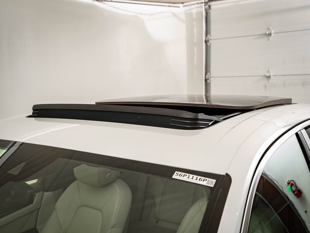 Used 2019 Porsche Cayenne S image 15