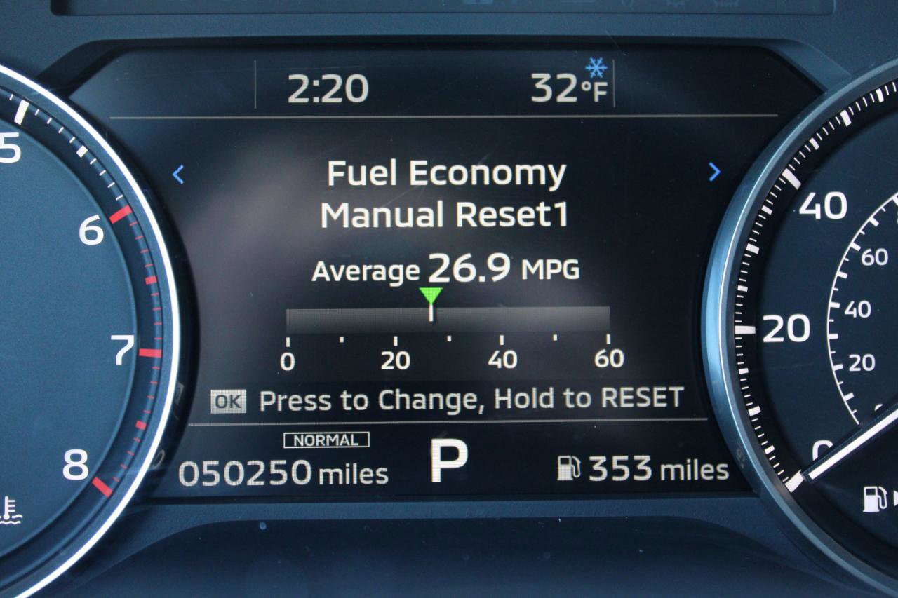 Used 2024 Mitsubishi Outlander SE Black Edition image 23