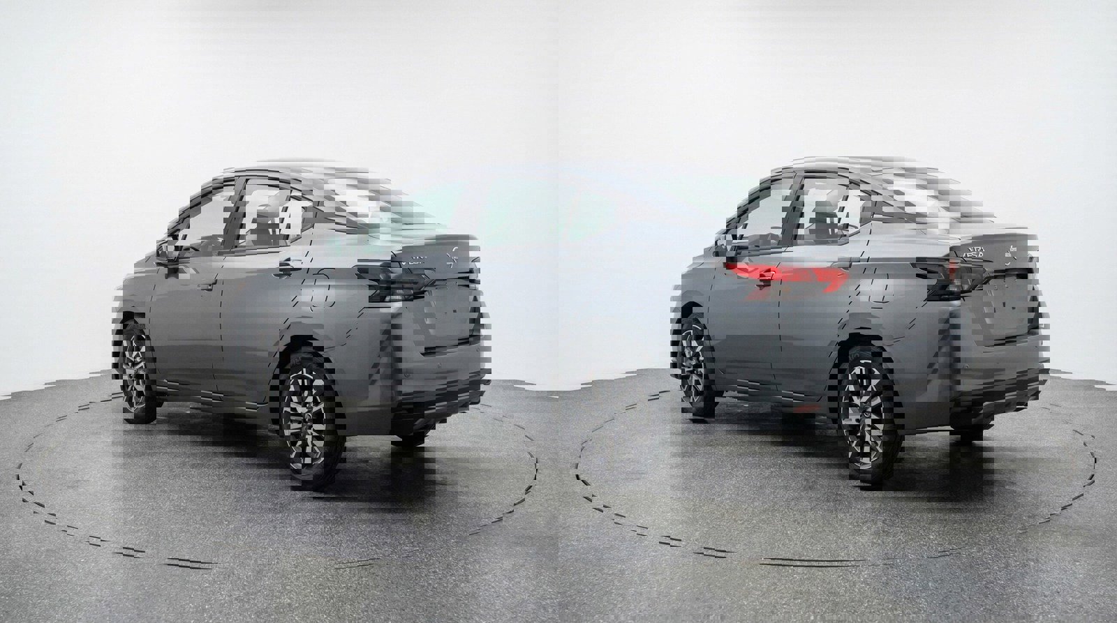 Used 2025 Nissan Versa SV image 5