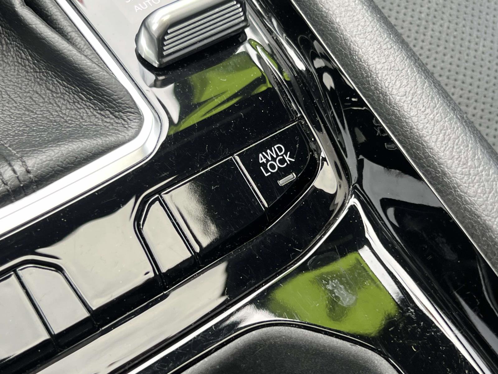 Used 2022 Jeep Compass Limited w/ (RED) Package image 12