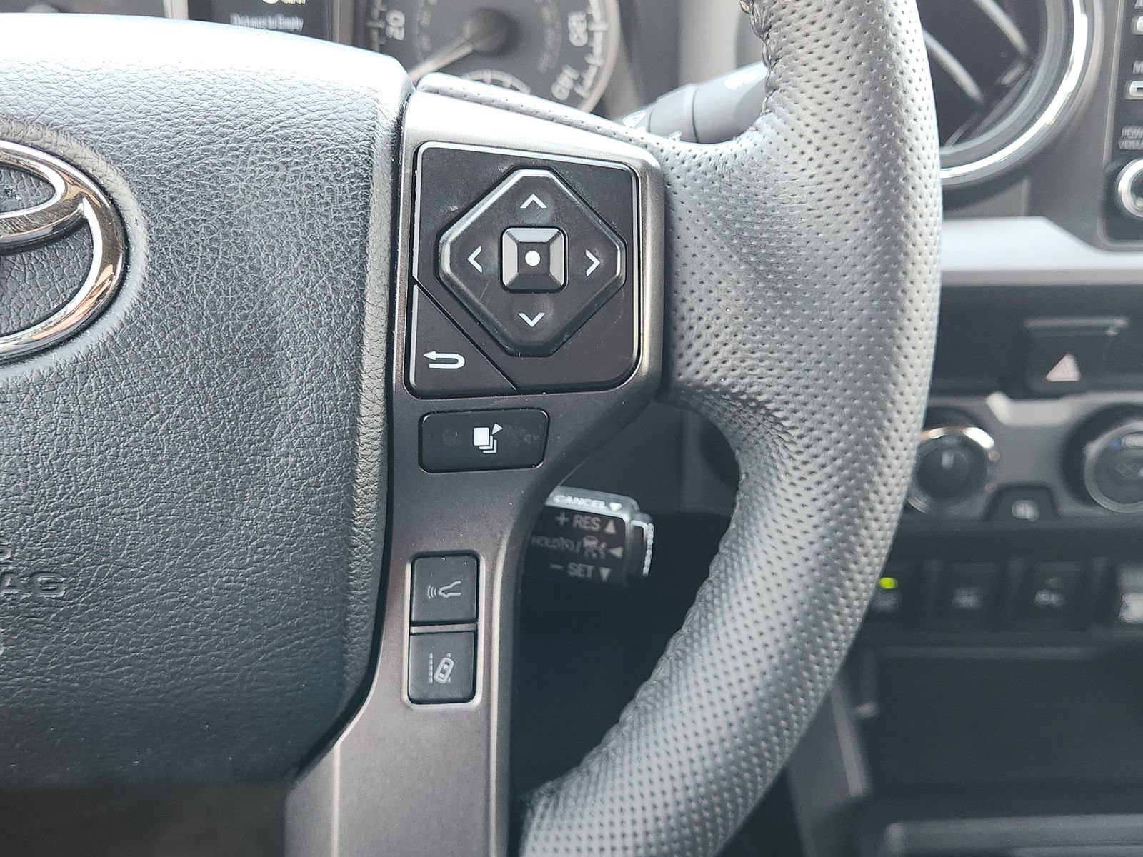 Used 2023 Toyota Tacoma TRD Pro AWD/4WD image 35