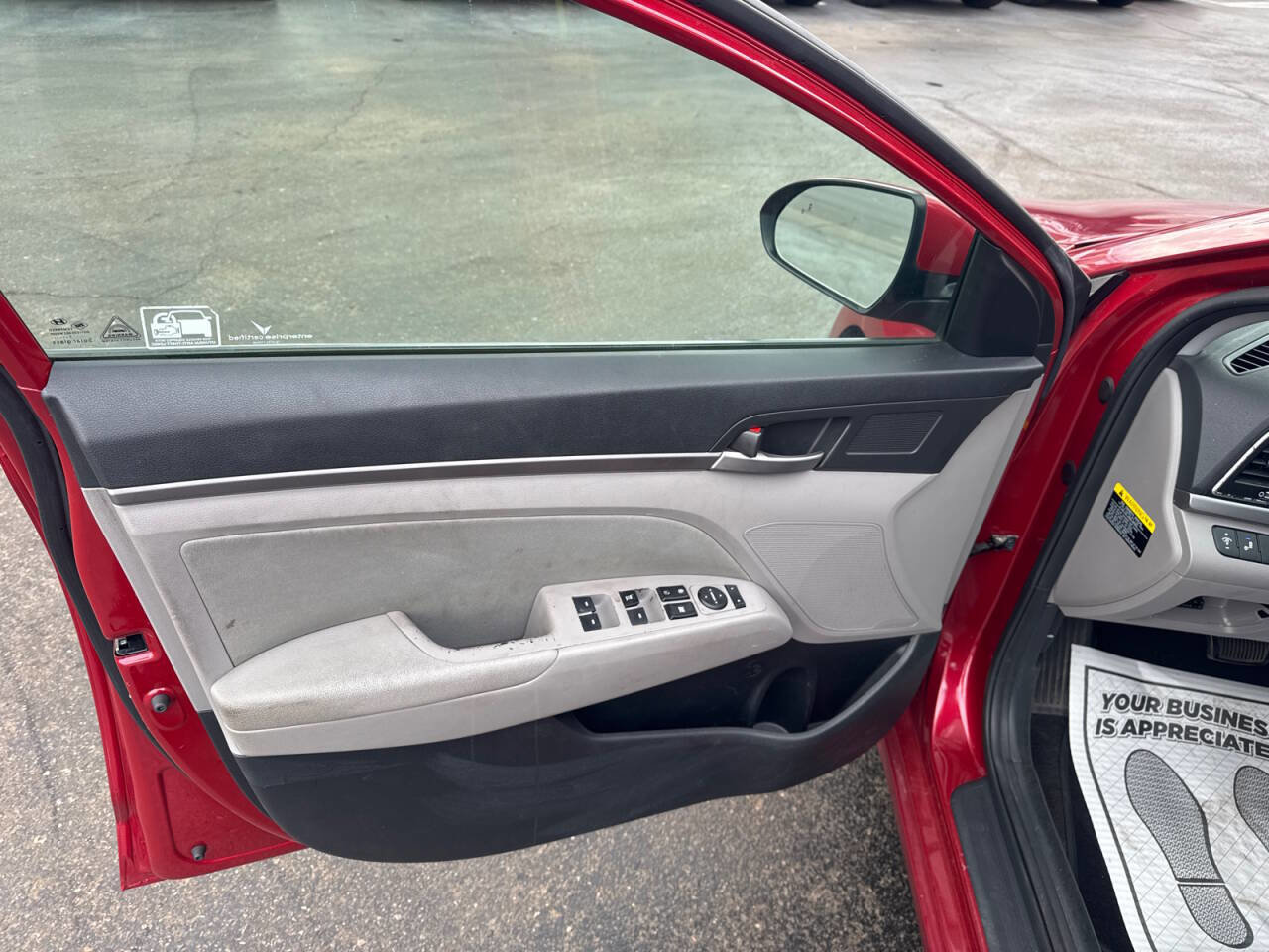 Used 2018 Hyundai Elantra SEL FWD image 12