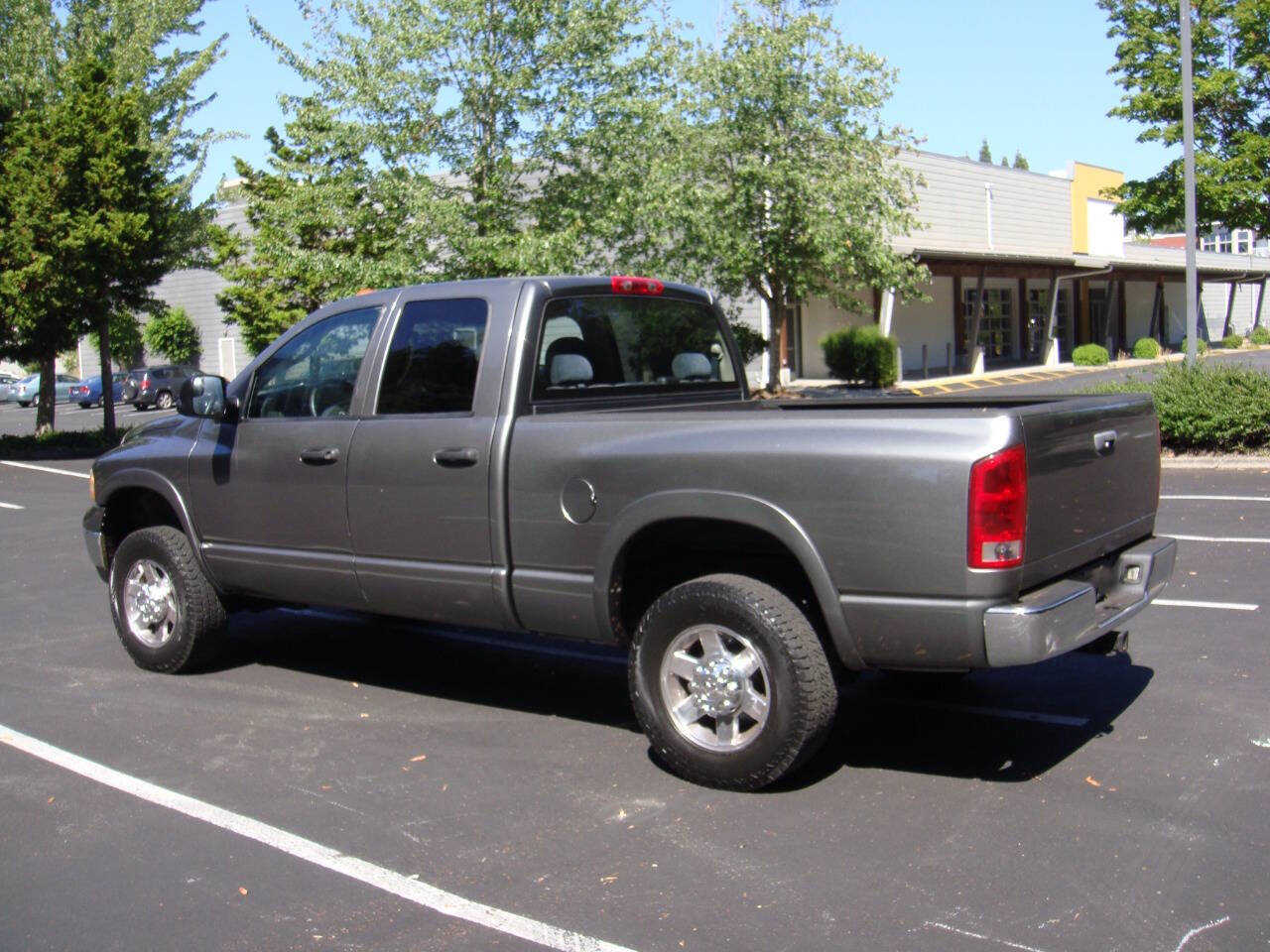 Used 2005 Dodge Ram 3500 Truck SLT w/ Trailer Tow Group AWD/4WD image 10