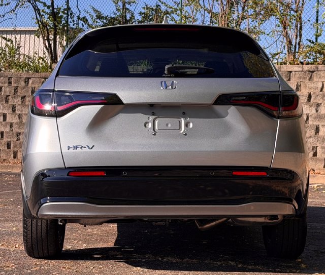 Used 2026 Honda HR-V EX-L image 8
