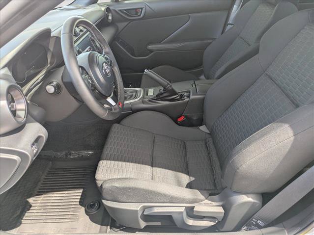 Used 2023 Toyota GR86 RWD image 15