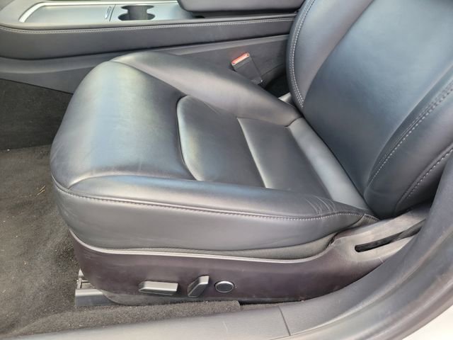 Used 2022 Tesla Model 3 Performance image 16