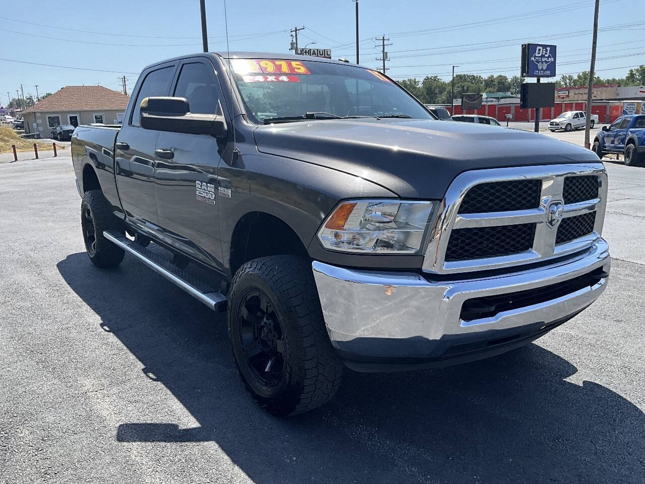 Used 2017 RAM 2500 Tradesman w/ Chrome Appearance Group AWD/4WD image 7