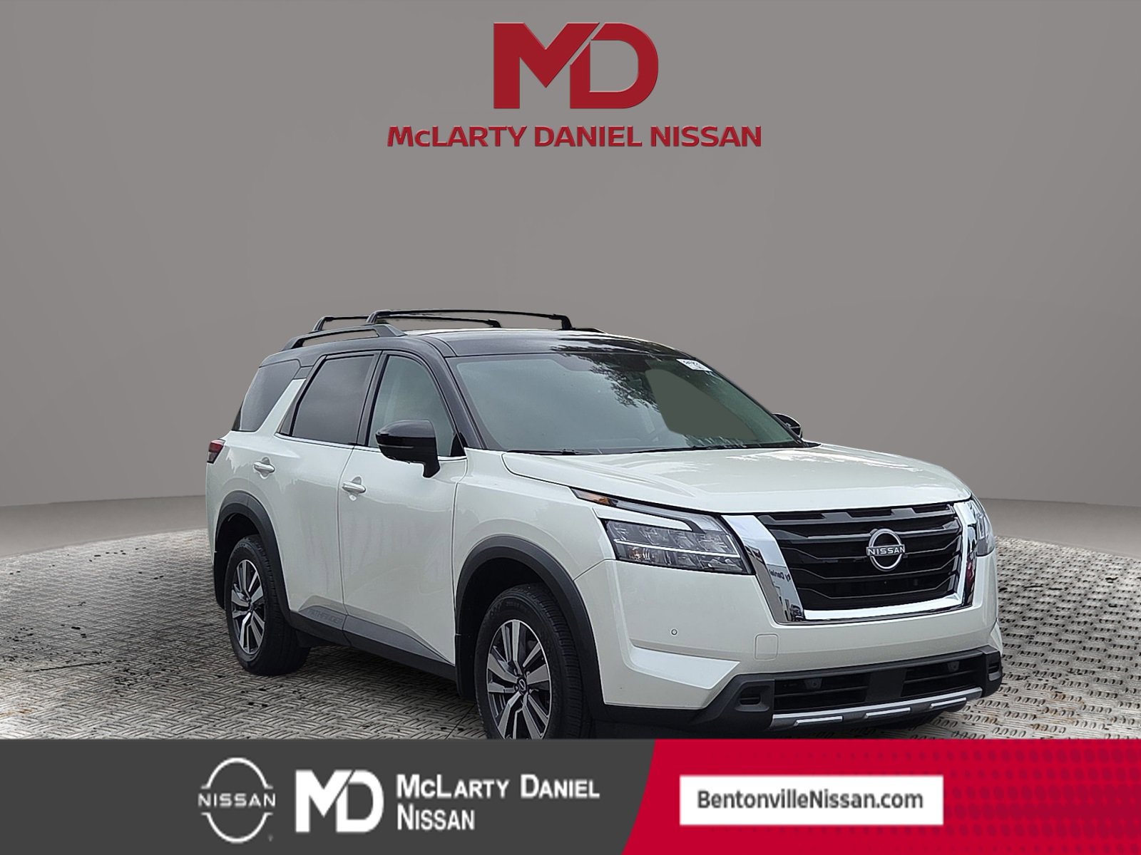 Used 2024 Nissan Pathfinder SL