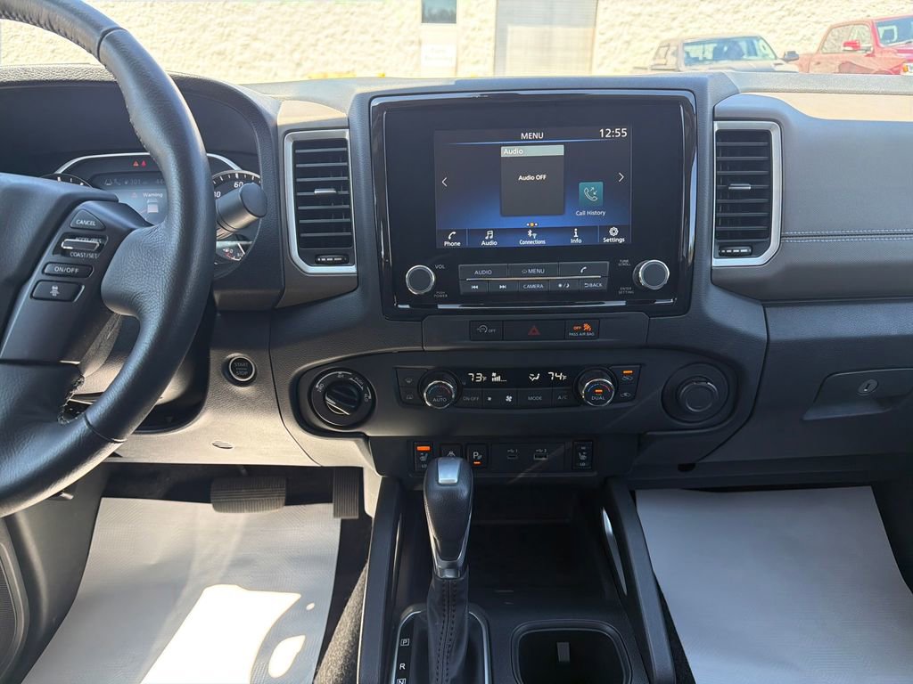 Used 2023 Nissan Frontier SV w/ Technology Package image 28