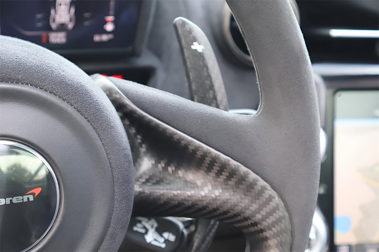 Used 2018 McLaren 720S Performance image 19