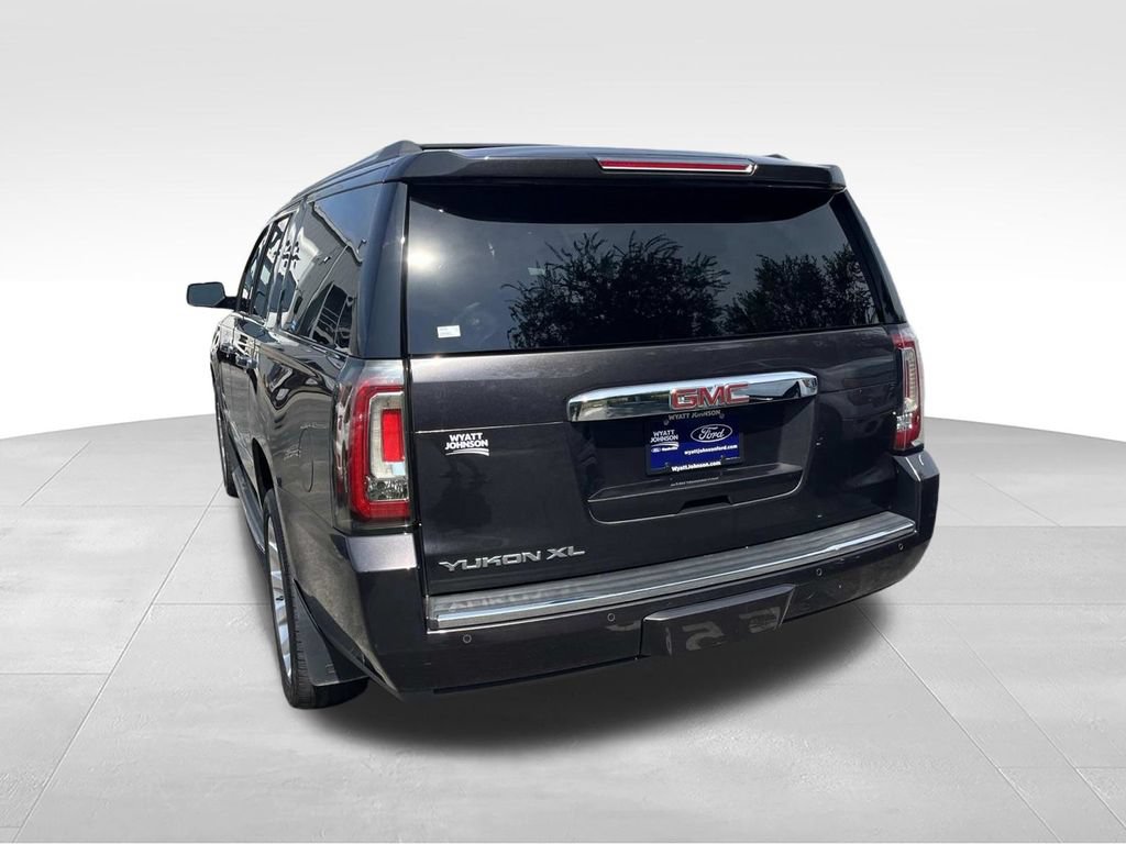 Used 2017 GMC Yukon XL Denali w/ Open Road Package AWD/4WD image 6