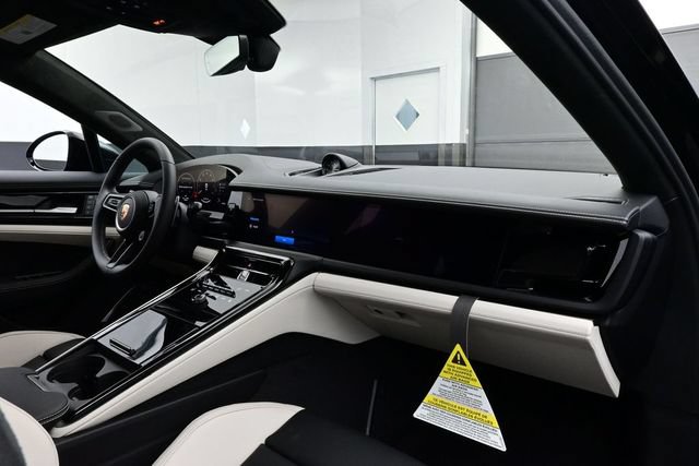 New 2026 Porsche Panamera GTS AWD/4WD image 19