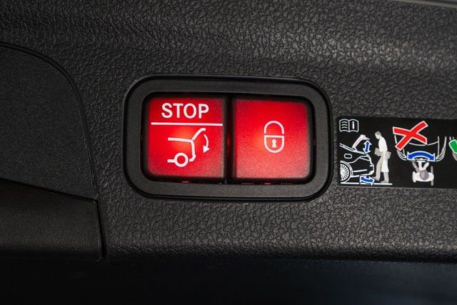 New 2026 Mercedes-Benz GLE 350 4MATIC image 33