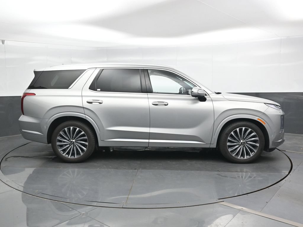 Used 2024 Hyundai Palisade Calligraphy AWD/4WD image 4