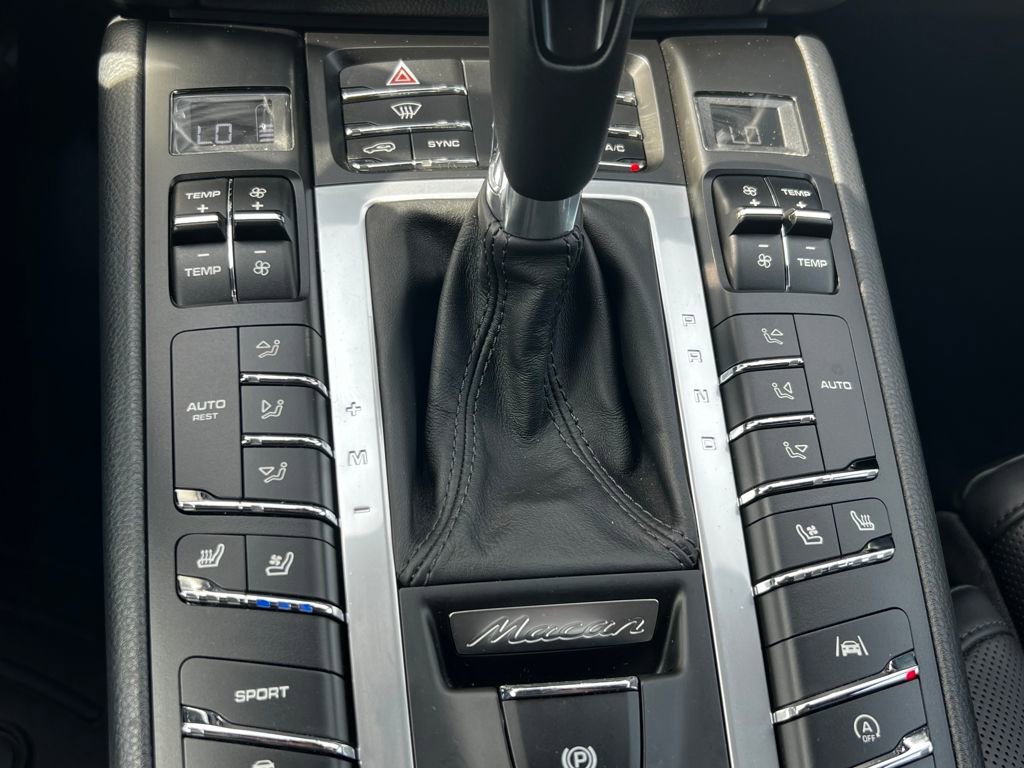 Used 2020 Porsche Macan image 33