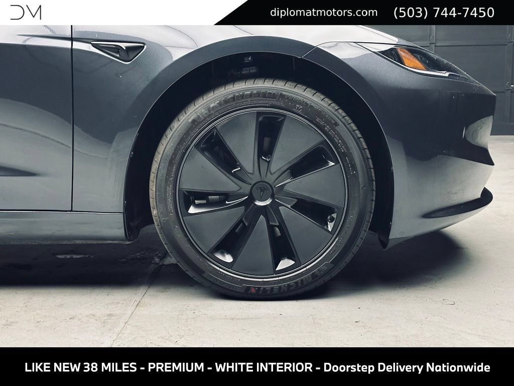 Used 2026 Tesla Model 3 RWD image 37