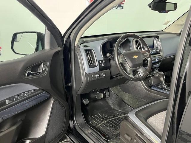 Used 2017 Chevrolet Colorado Z71 AWD/4WD image 21