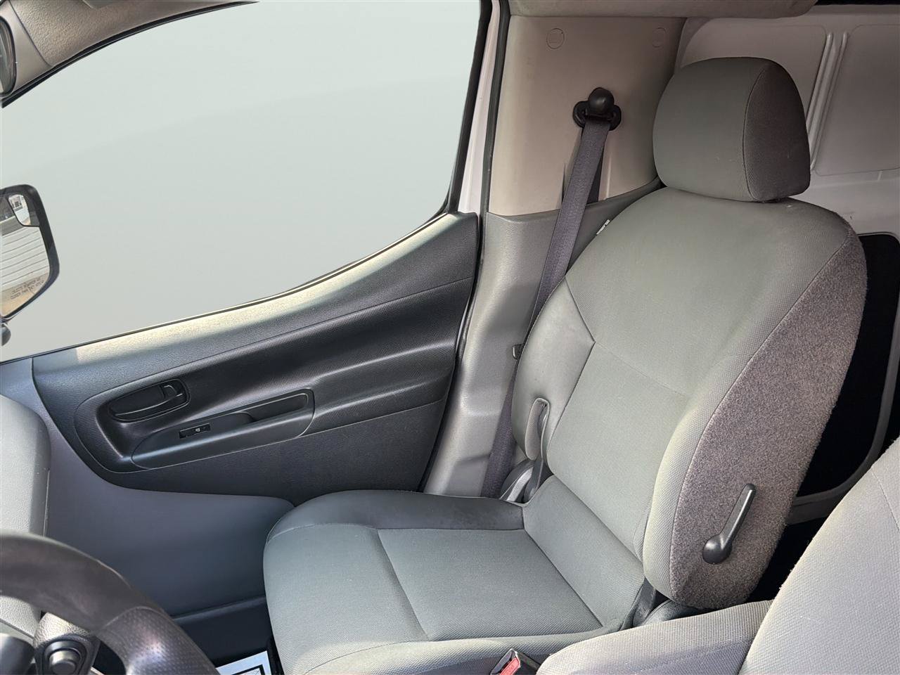Used 2014 Nissan NV200 S w/ Back Door Glass Package FWD image 13