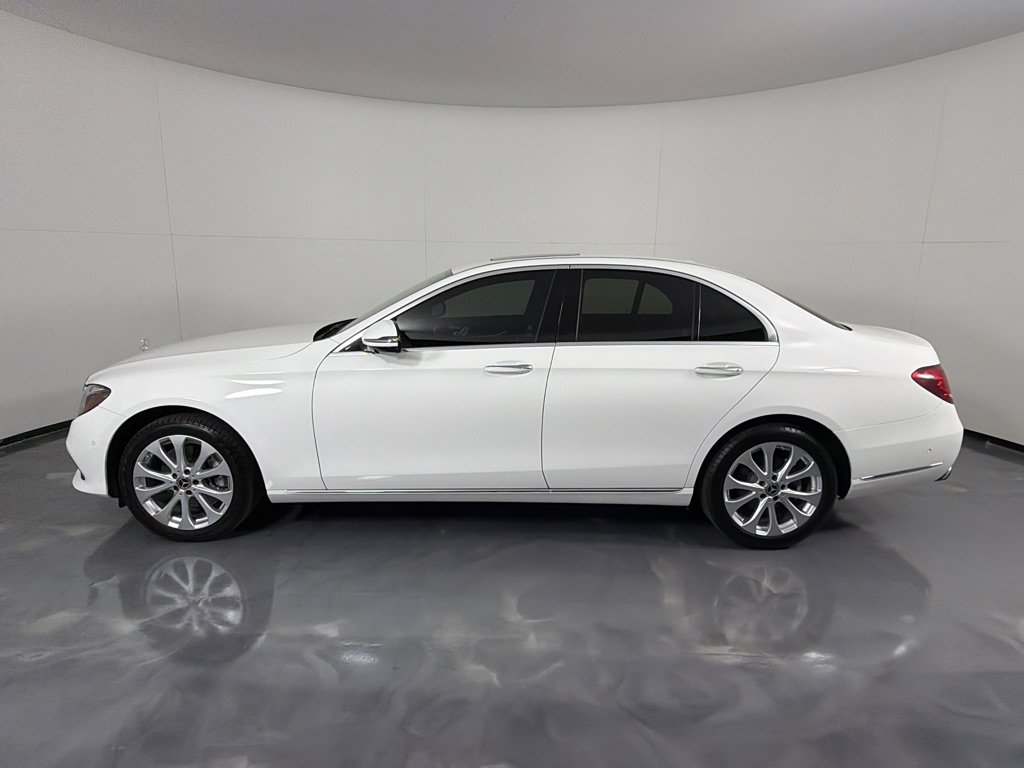 Used 2019 Mercedes-Benz E 300 4MATIC w/ Premium 1 Package image 8